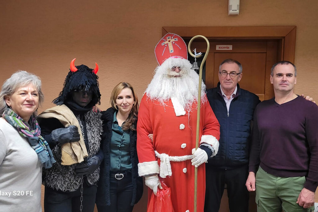 4a5ea648-922c-4b2c-b645-0474adc47267