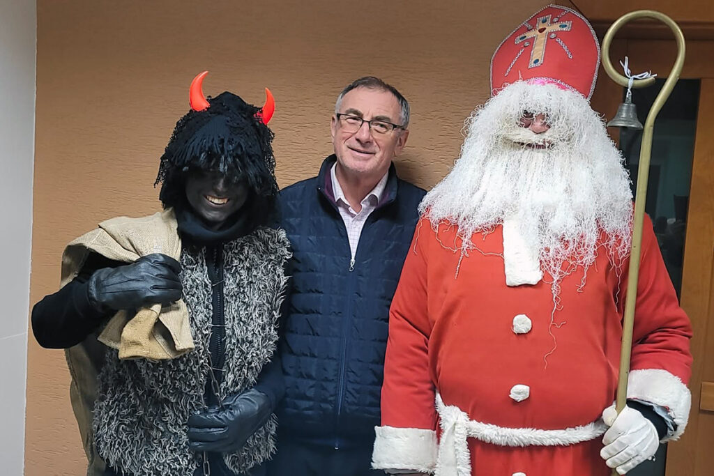 95ff509a-7c1d-48da-8833-619fa18d23bb